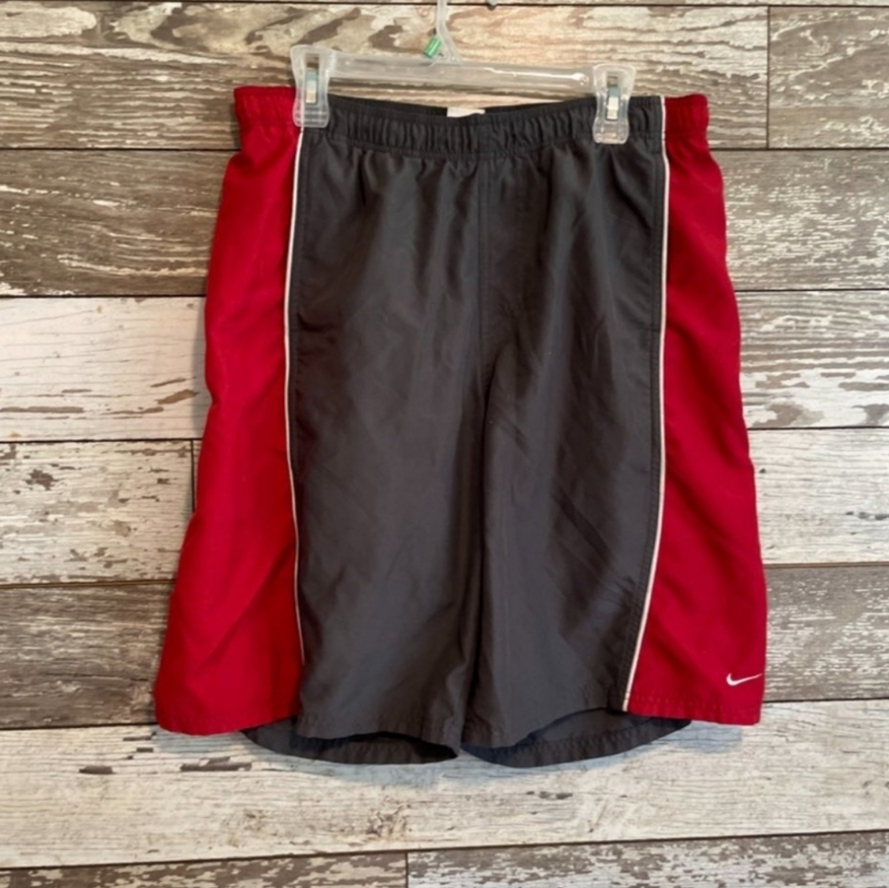 Vintage 90s Nike Grey - Red Athletic Men's Basketball Gym Shorts